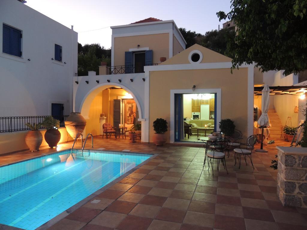 Marouso Villa Panormos  Buitenkant foto